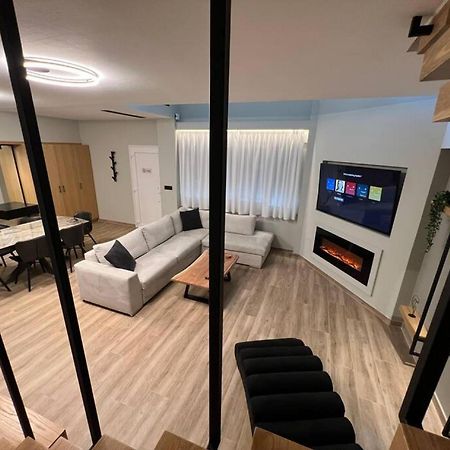 Luxurious Maisonette In อิโออันนินา ภายนอก รูปภาพ